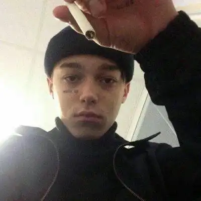 6686体育钻石作者Lennon