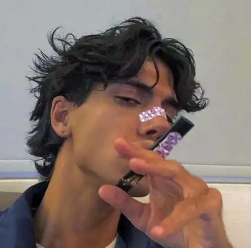 6686体育金牌作者Bonita