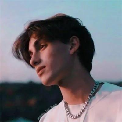 6686体育平台特邀作者Evelyn