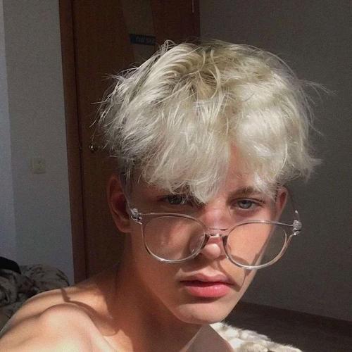 6686体育平台钻石作者Lilly