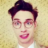 6686体育平台铜牌作者Laura