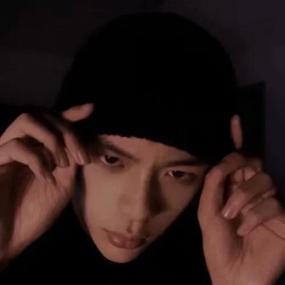 6686体育平台铁牌作者Ophelia