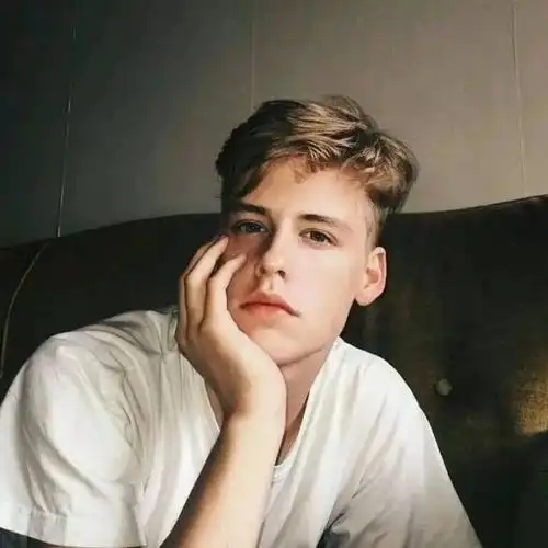 6686体育平台初级作者枕花眠