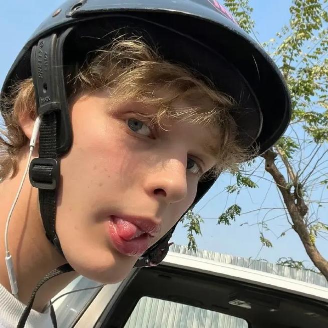 6686体育平台金牌作者Clyde