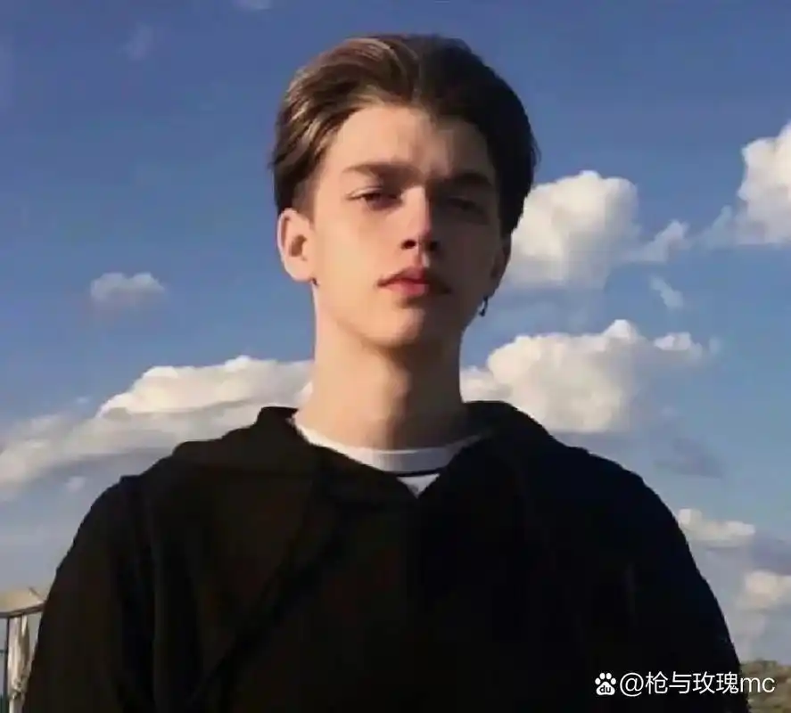 6686体育平台海外作者Dashiell