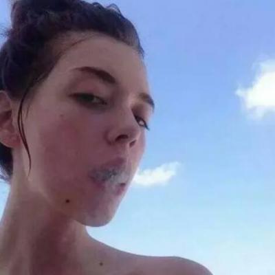 6686体育平台铁牌作者晚晚皆安