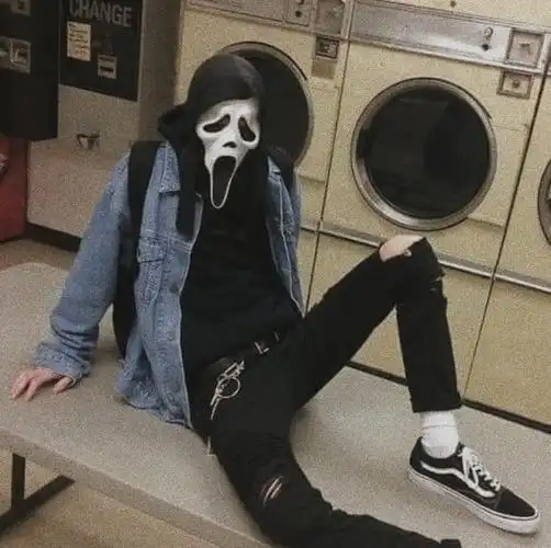 6686体育平台铁牌作者Zeke