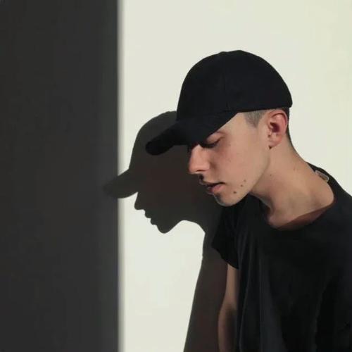 6686体育平台铁牌作者风中凌乱