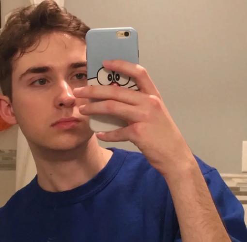 6686体育平台铁牌作者Freddie