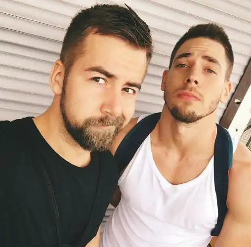 6686体育平台铜牌作者Daphne