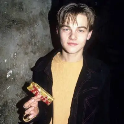 6686体育平台铁牌作者Tracy