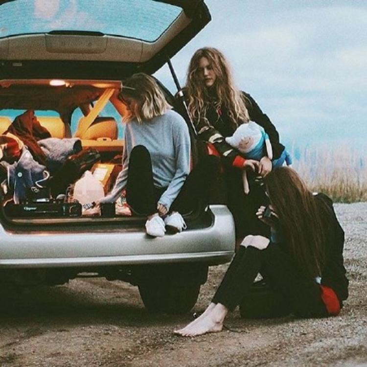 6686体育海外作者Xenia